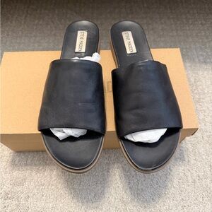 Steve Madden Dakoda Sandal